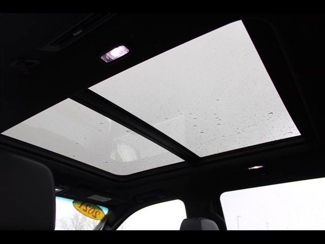 Used 2021 Chevrolet Suburban LT AWD/4WD image 28