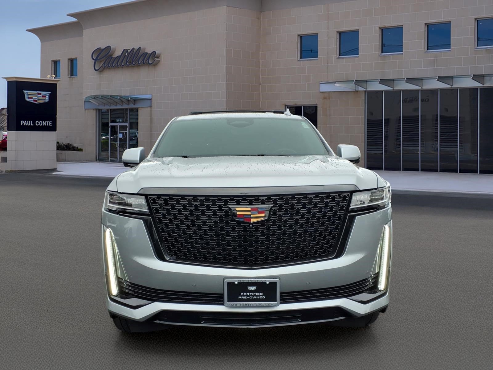 Certified 2023 Cadillac Escalade Premium Luxury w/ LPO, Floor Liner Package AWD/4WD image 2