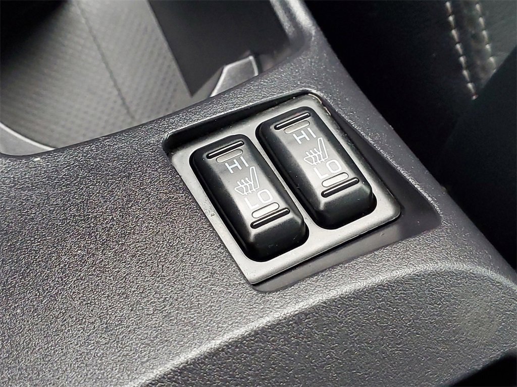 Used 2015 Mitsubishi Lancer Evolution GSR image 25