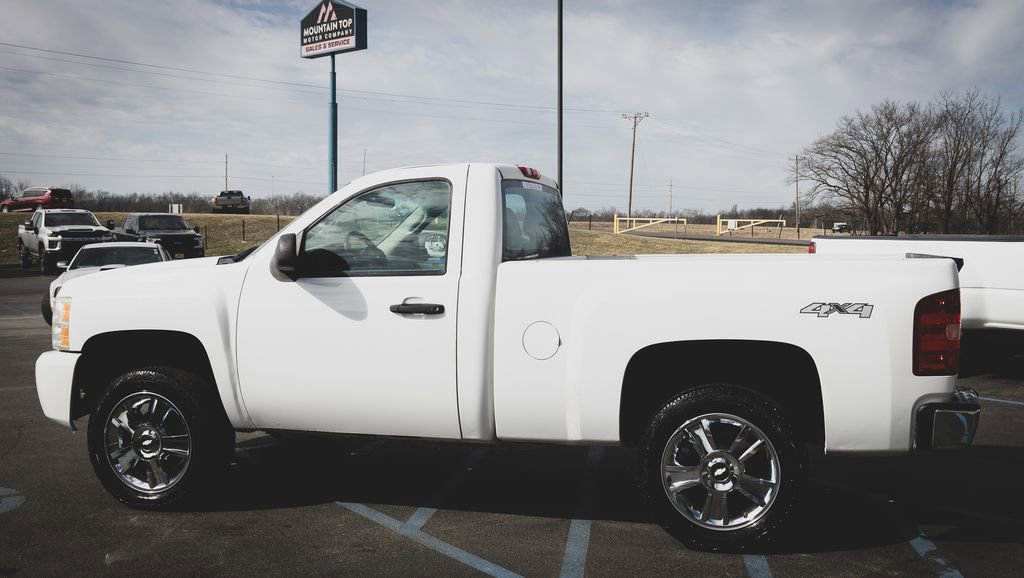 Used 2013 Chevrolet Silverado 1500 W/T image 5