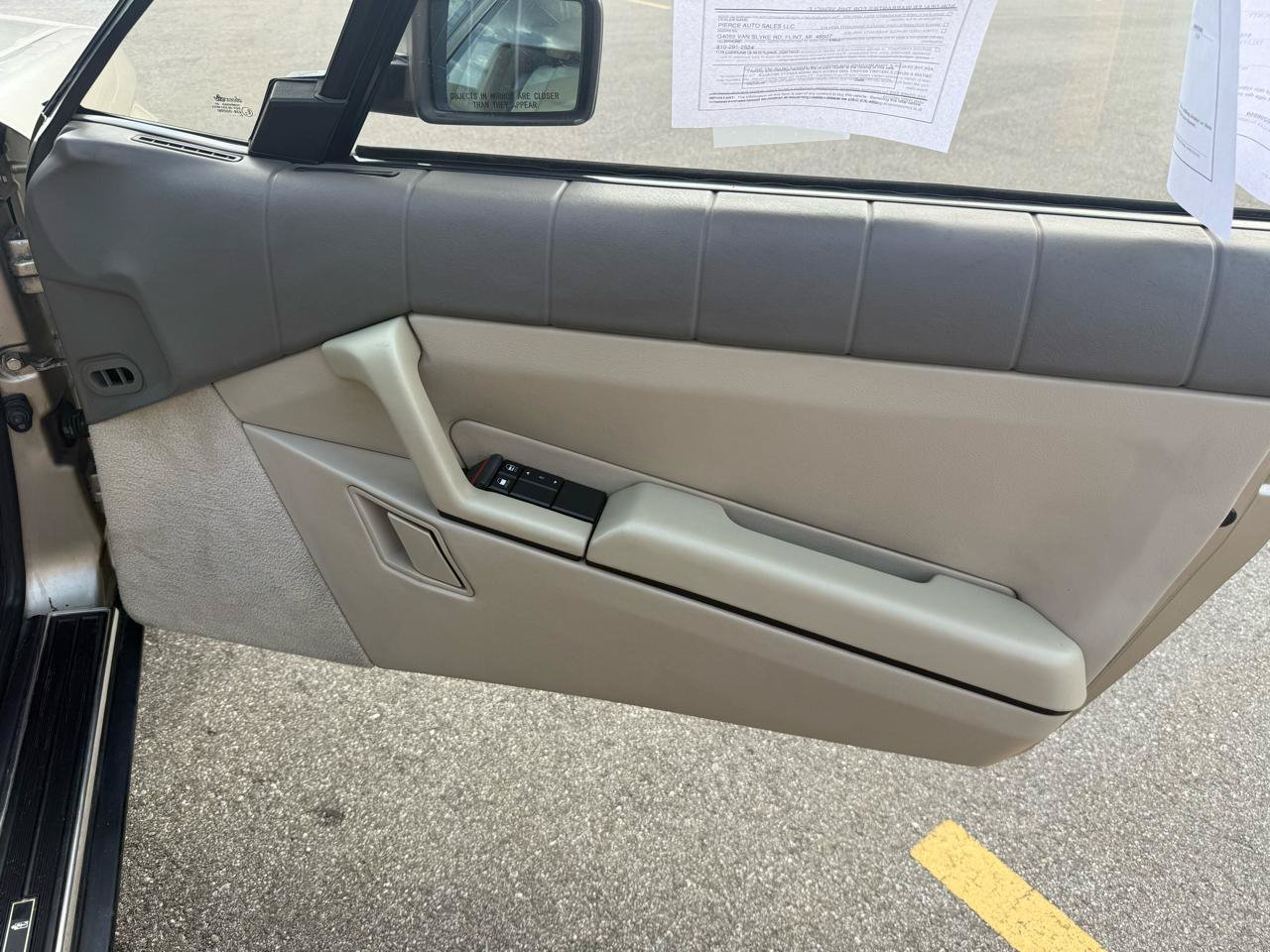 Used 1992 Cadillac Allante FWD image 15