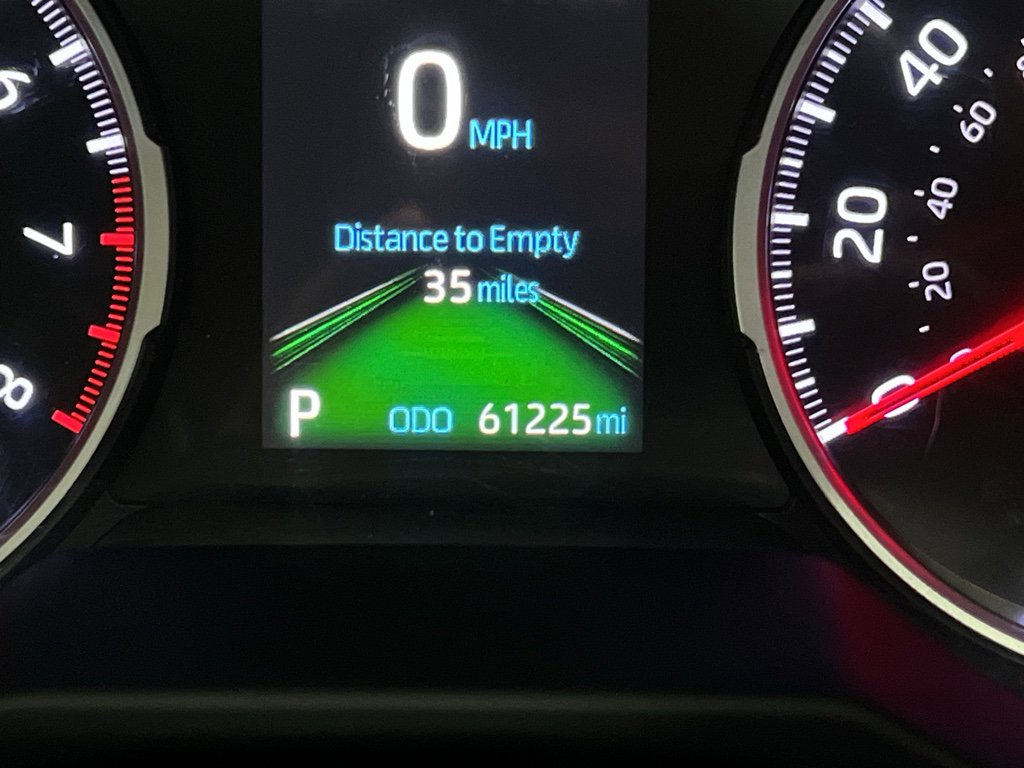 Used 2020 Toyota RAV4 XLE Premium image 10