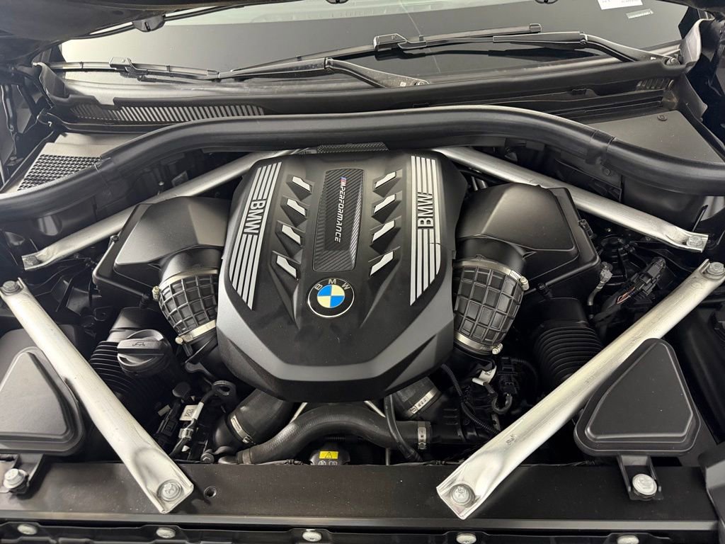 Used 2023 BMW X6 M50i w/ Parking Assistance Package AWD/4WD image 34