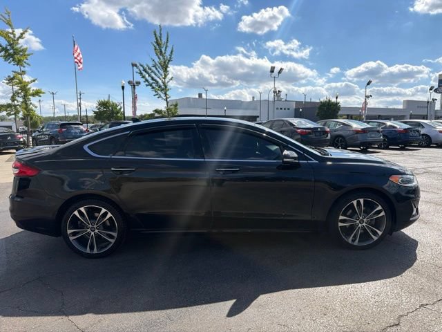 Used 2019 Ford Fusion Titanium FWD image 8