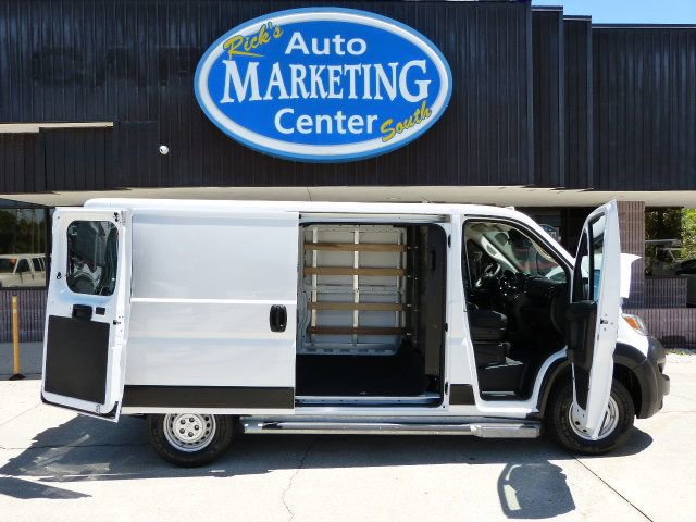 Used 2025 RAM ProMaster 2500 w/ U-Haul Equipment Group FWD image 23
