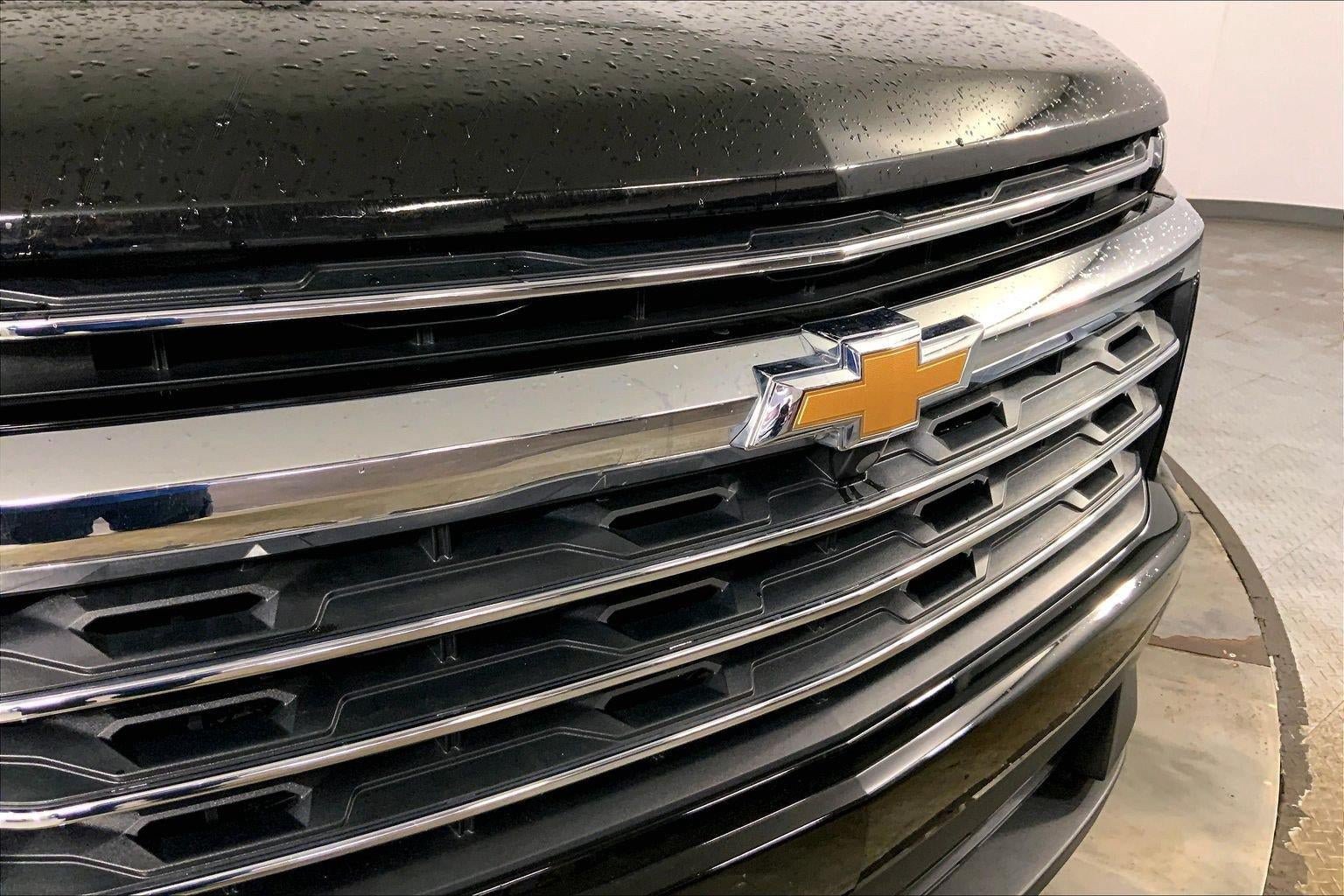 Used 2026 Chevrolet Traverse LT FWD image 29