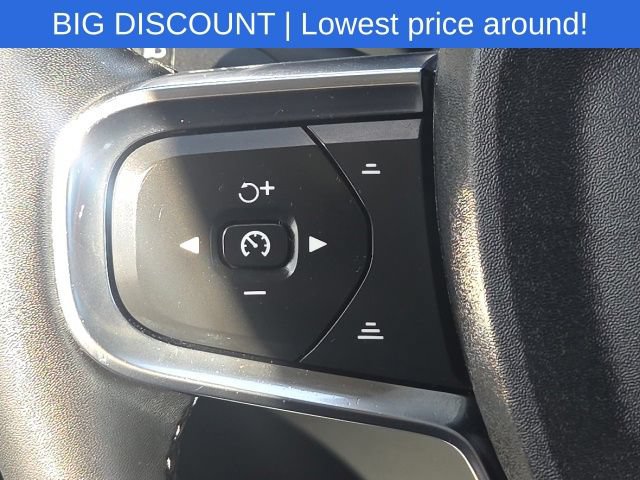 Used 2023 Volvo XC40 B5 Plus AWD/4WD image 39