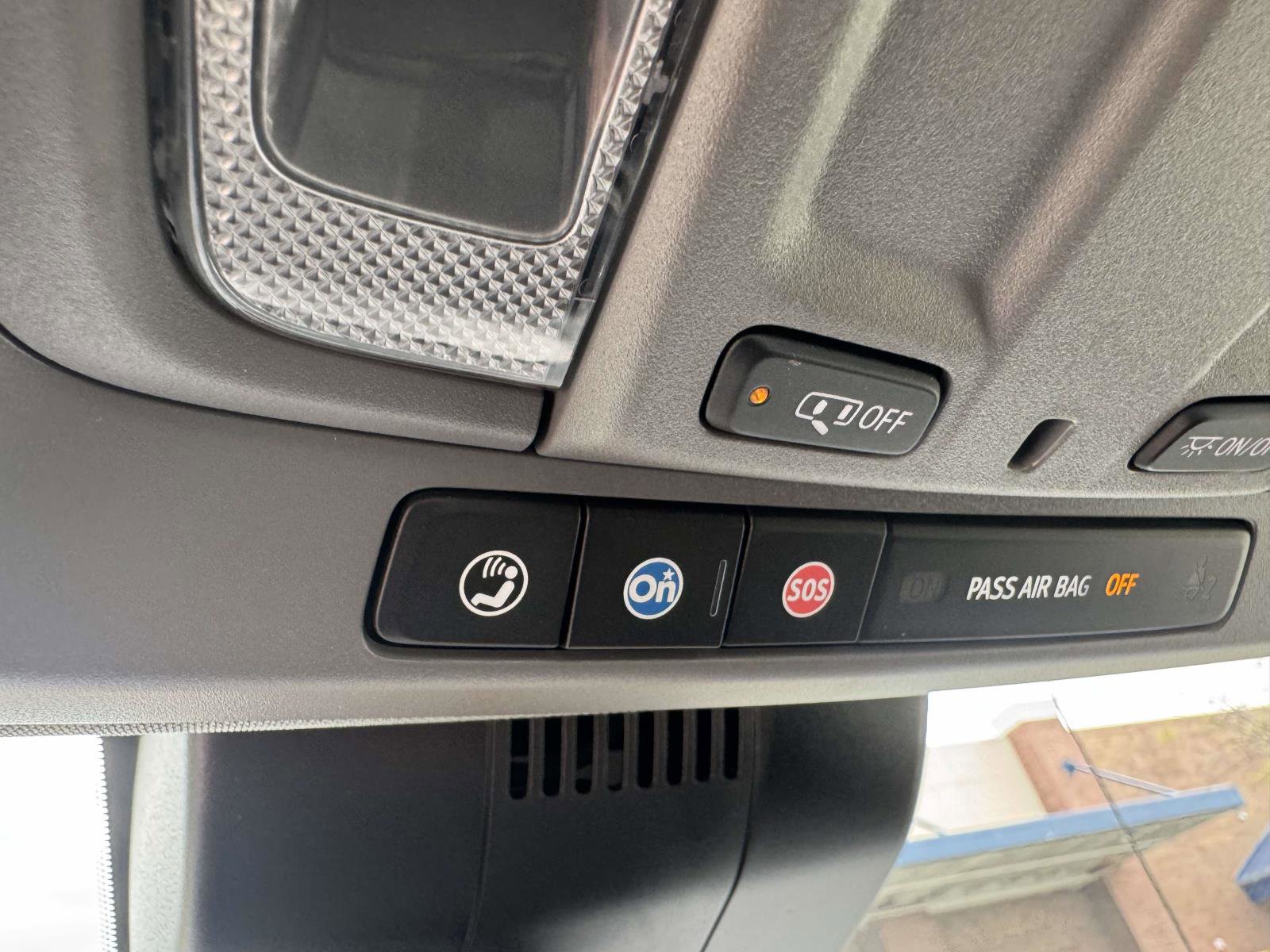 Used 2025 Chevrolet Silverado 1500 W/T image 31