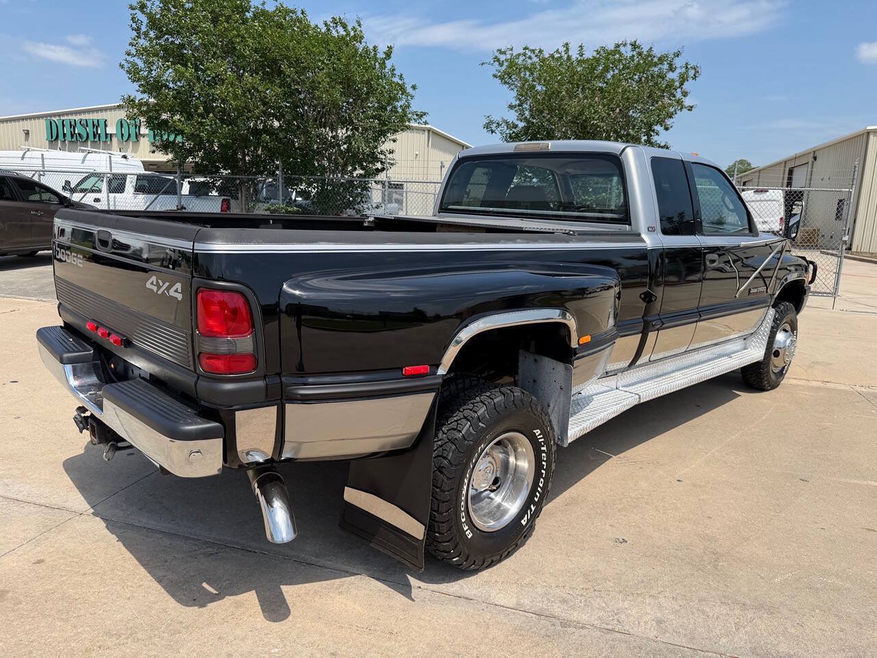 Used 1998 Dodge Ram 3500 Truck 4x4 Quad Cab image 13