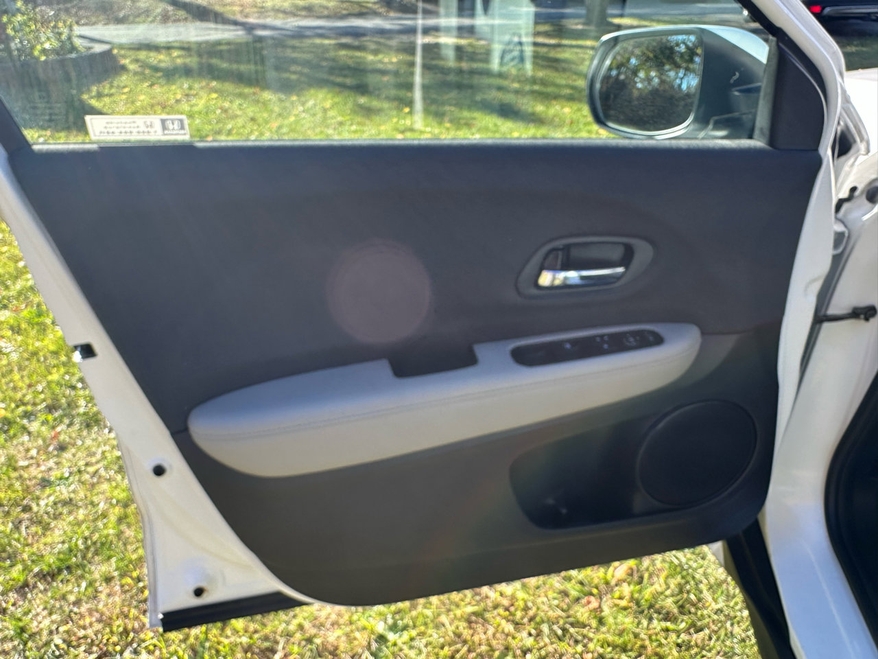 Used 2020 Honda HR-V LX image 11