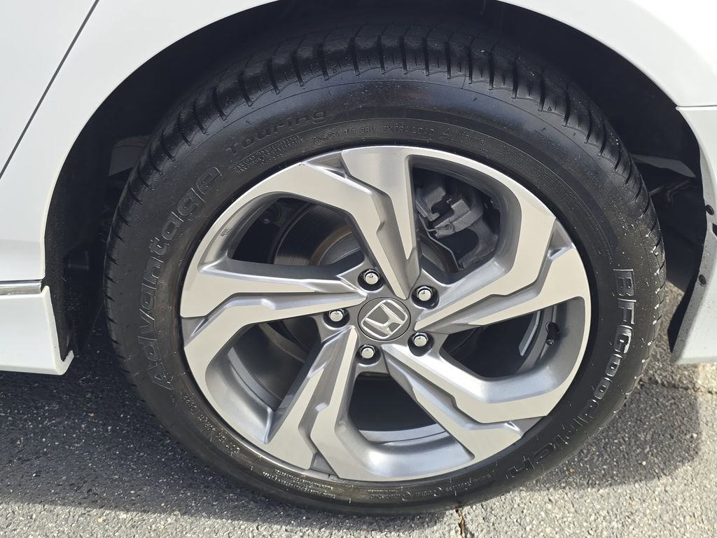 Used 2018 Honda Accord EX-L image 8