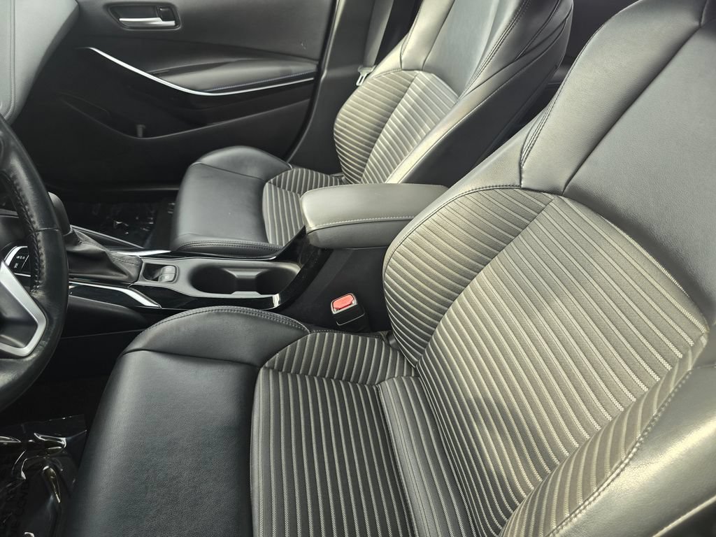 Certified 2022 Toyota Corolla XSE FWD image 21