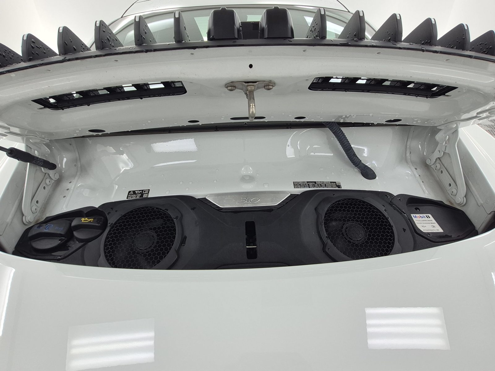 Certified 2024 Porsche 911 Carrera 4 AWD/4WD image 26