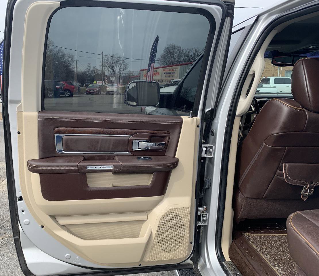 Used 2014 RAM 1500 Laramie Longhorn RWD image 29