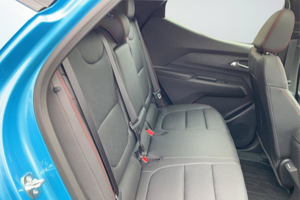 New 2027 Chevrolet Bolt RS w/ Technology Package FWD image 19