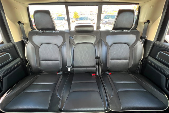 Used 2019 RAM 1500 Laramie AWD/4WD image 16