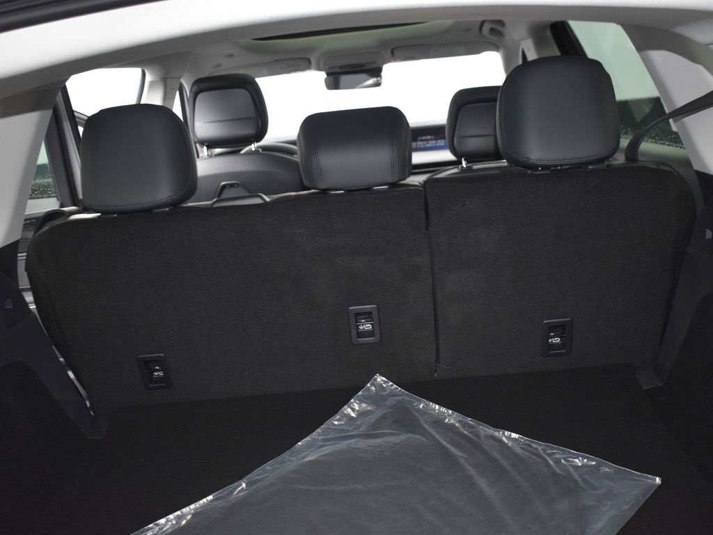 New 2026 Lincoln Nautilus Reserve w/ Jet Appearance Package image 10