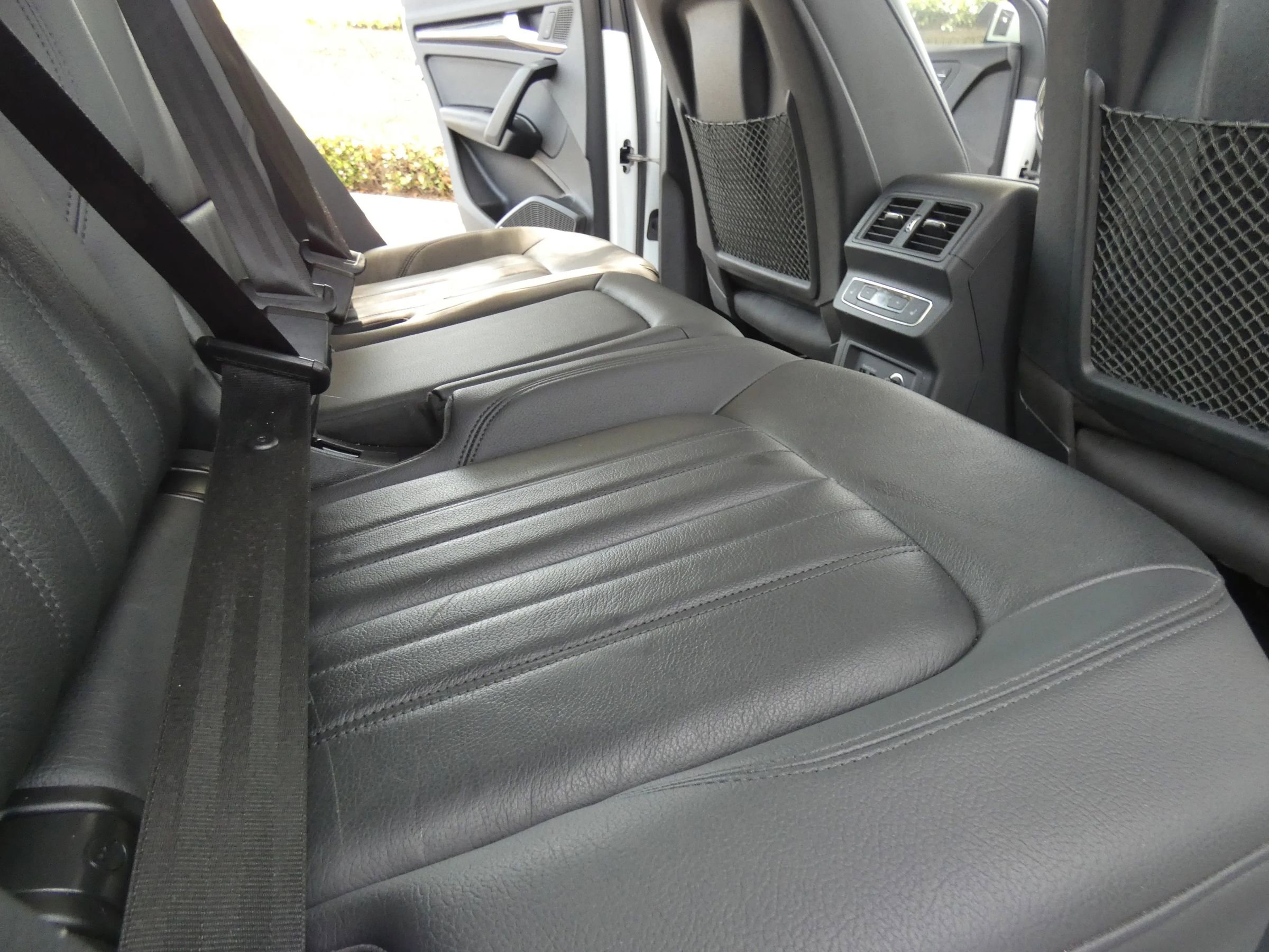 Used 2020 Audi Q5 e Premium Plus image 35
