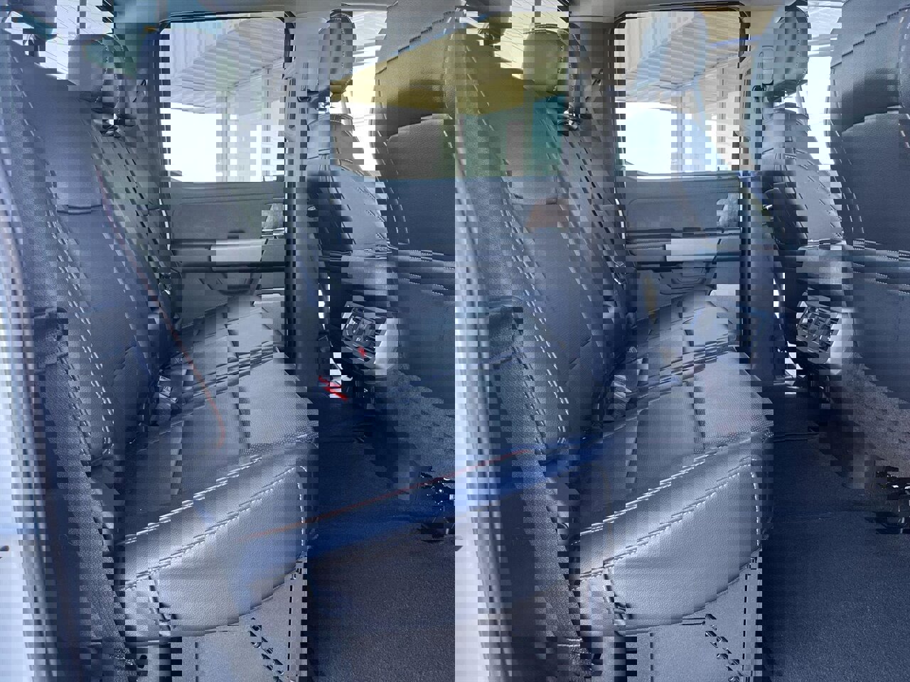 Used 2024 Ford F250 Lariat image 26