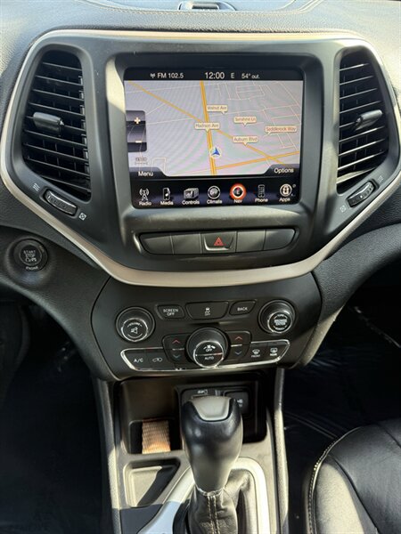 Used 2014 Jeep Cherokee Limited image 11