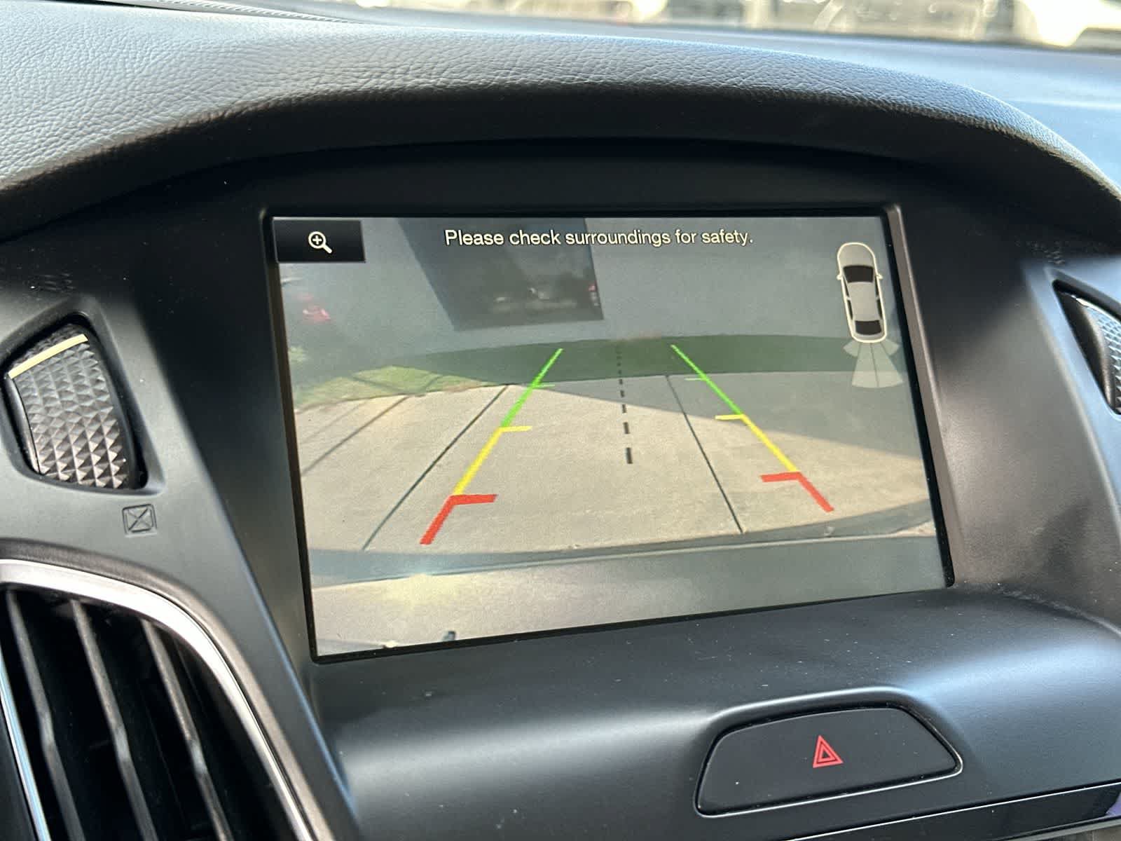 Used 2015 Ford Focus Titanium FWD image 26