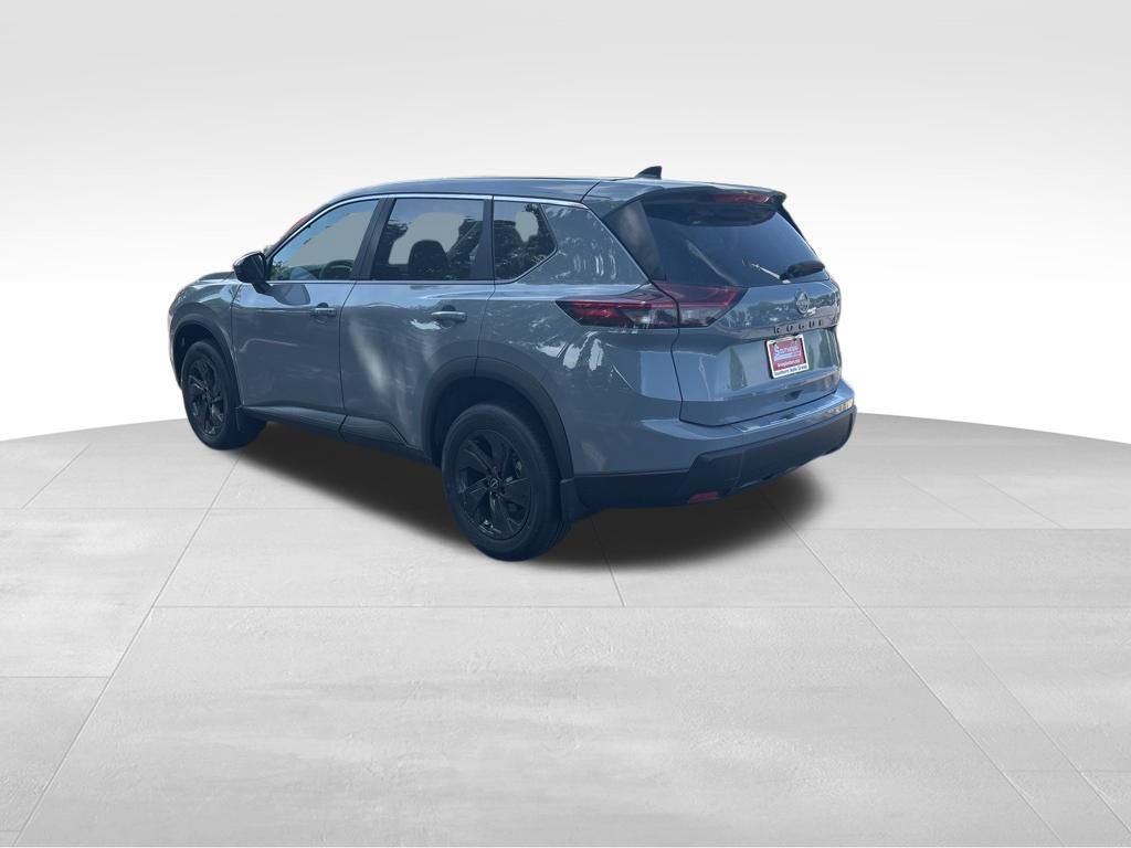 New 2026 Nissan Rogue SV FWD image 2