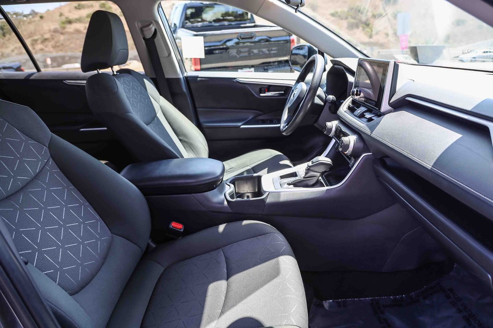 Certified 2024 Toyota RAV4 XLE FWD image 17