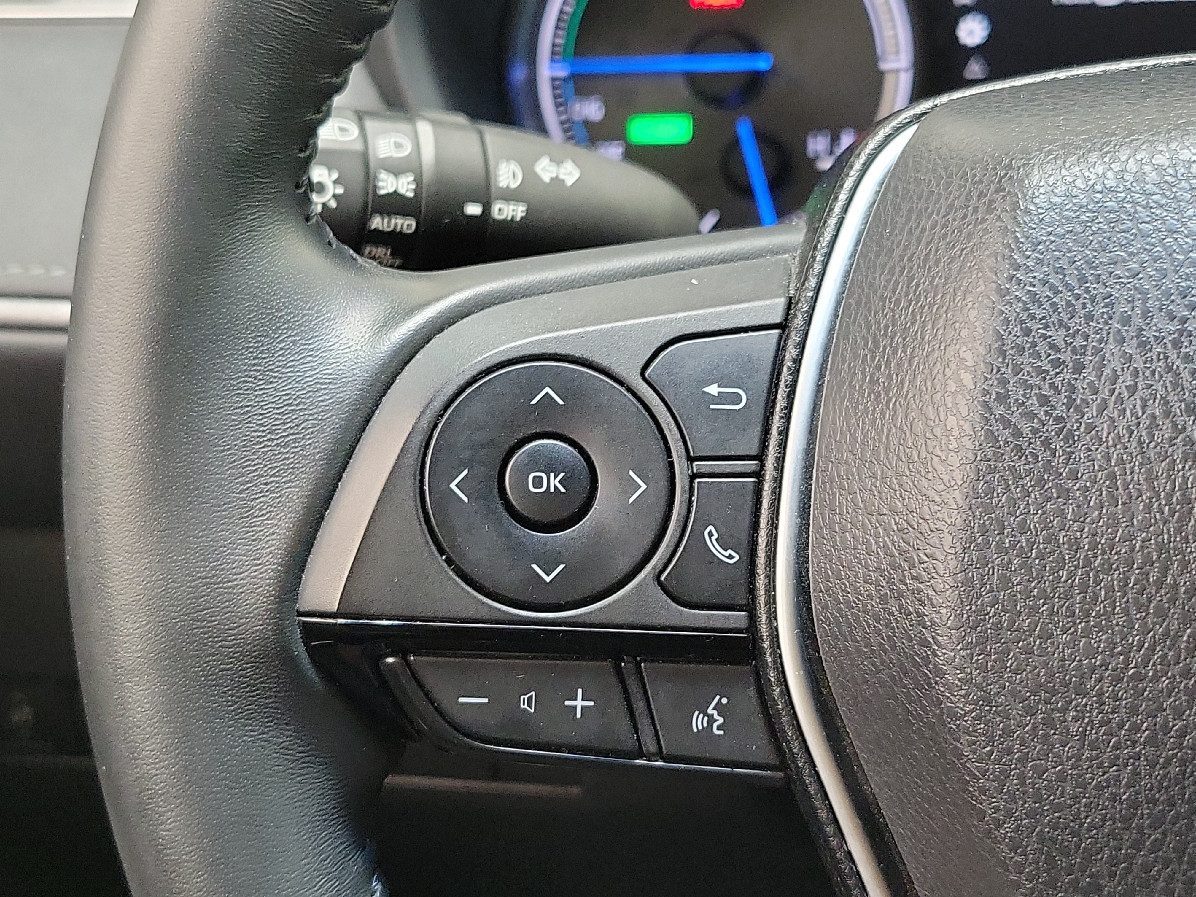 Certified 2024 Toyota Venza Nightshade AWD/4WD image 25