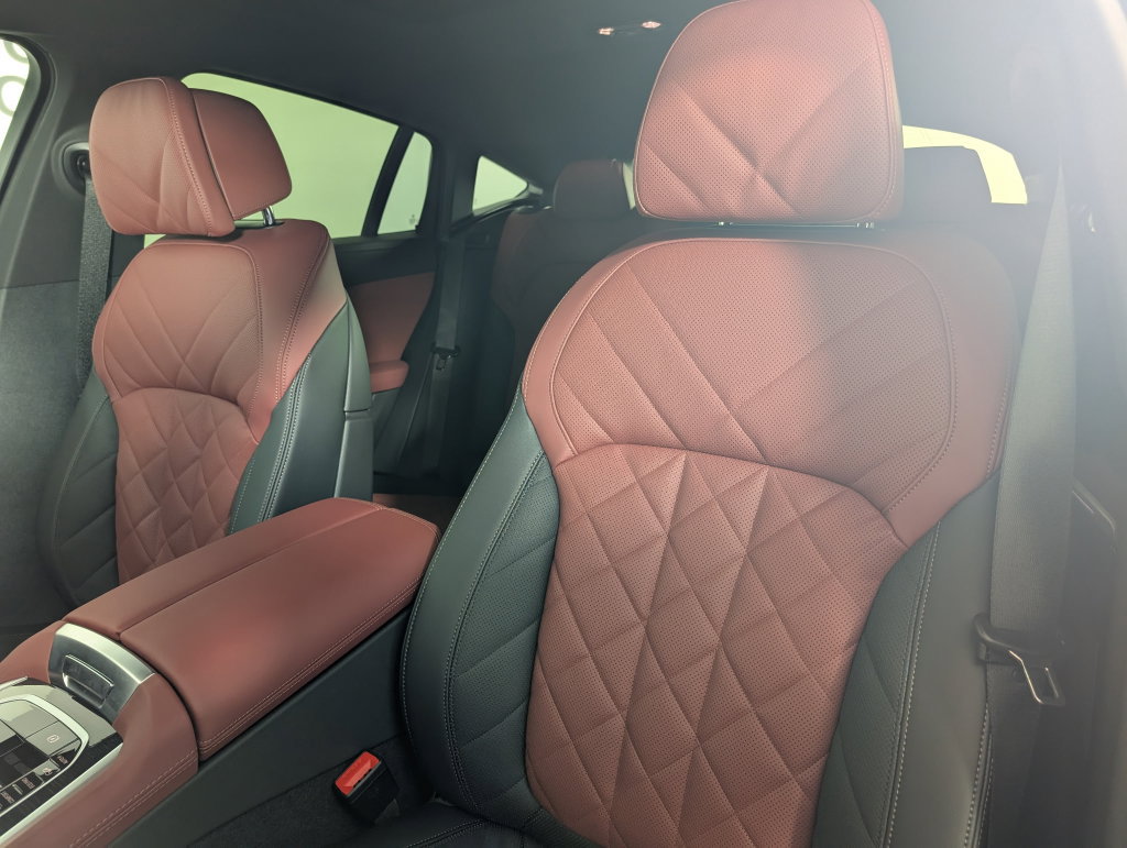 New 2027 BMW X6 xDrive40i AWD/4WD image 12