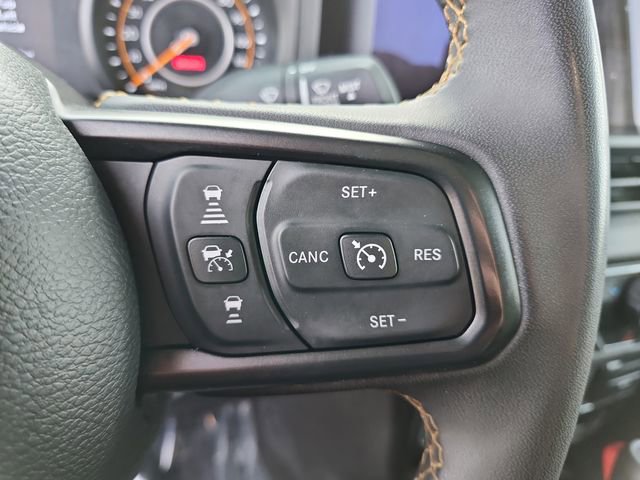 Used 2025 Jeep Gladiator Sport image 17