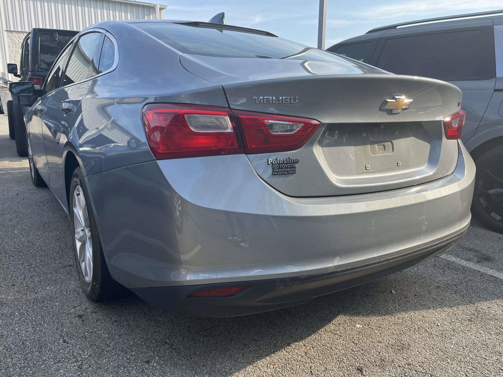 Used 2023 Chevrolet Malibu LT FWD image 5
