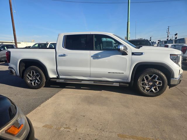 New 2026 GMC Sierra 1500 SLT image 4
