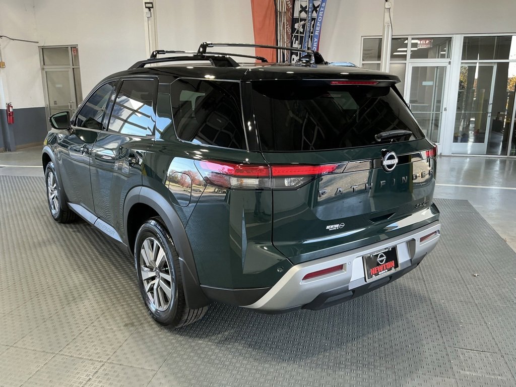 Used 2023 Nissan Pathfinder SL w/ Lighting Package (N92) image 41