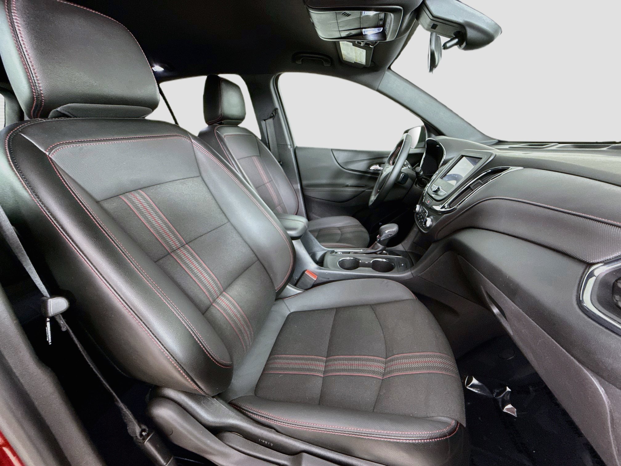 Used 2024 Chevrolet Equinox RS w/ LPO, Cargo Package FWD image 28