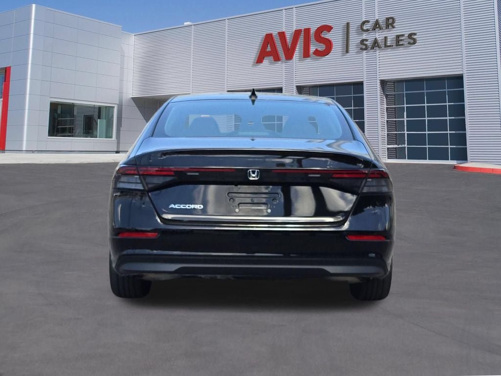 Used 2025 Honda Accord SE image 7