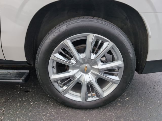 Used 2023 Chevrolet Suburban High Country image 25