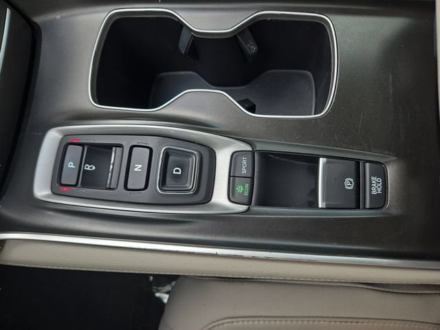 Used 2020 Honda Accord Touring image 32