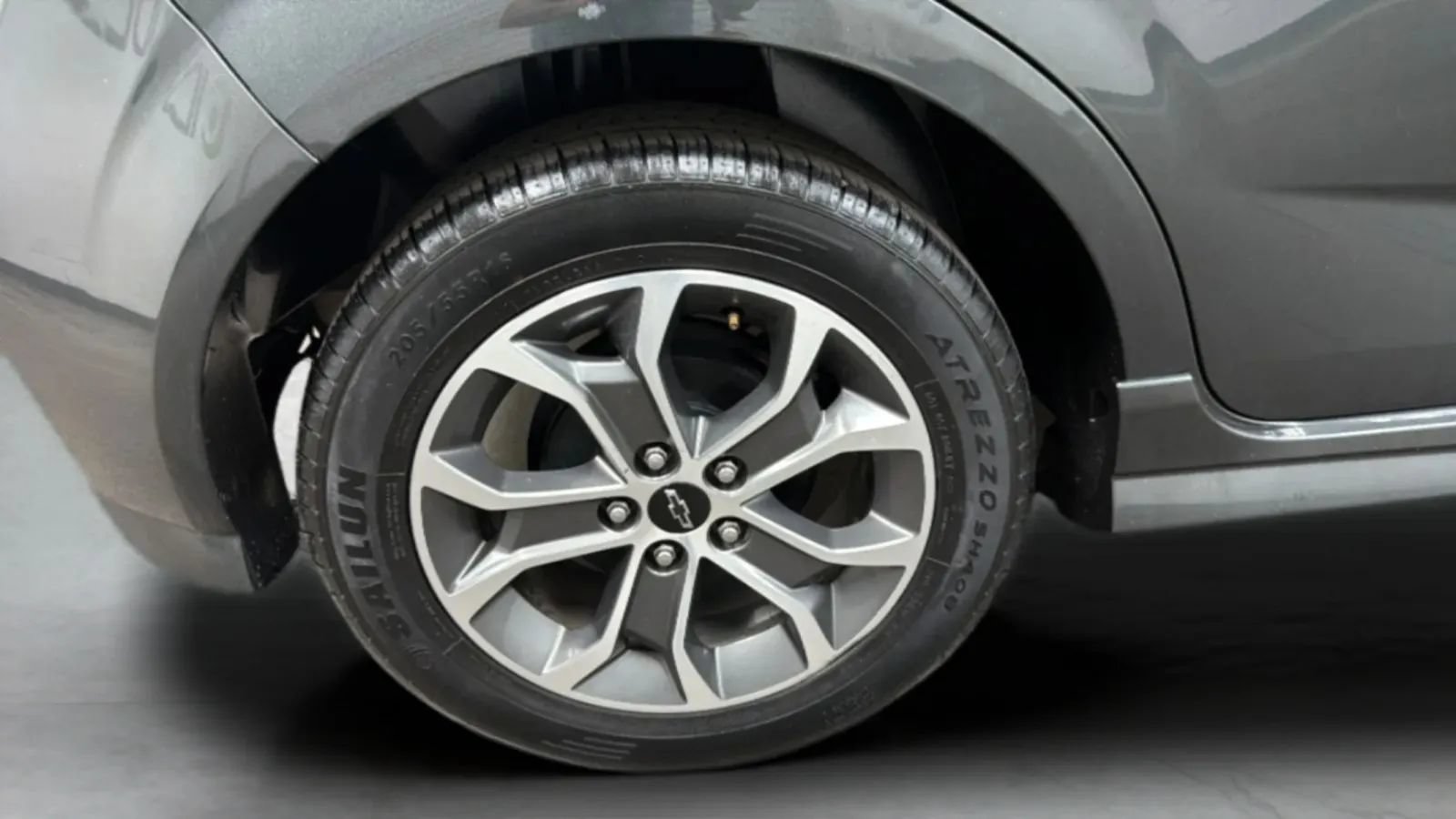 Used 2018 Chevrolet Sonic LT FWD image 25