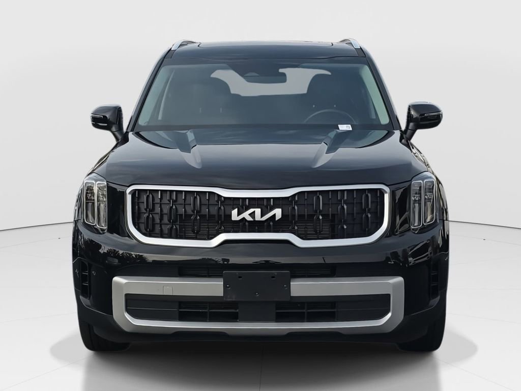 Used 2024 Kia Telluride EX w/ EX Captain's Chair Package image 2