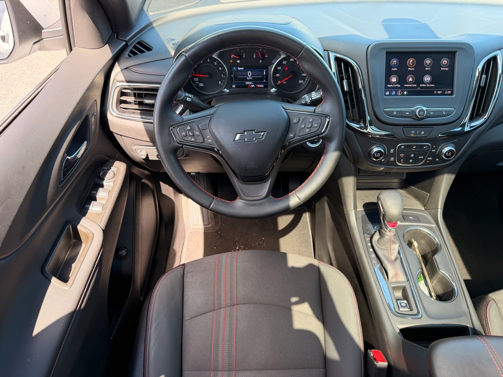 Used 2023 Chevrolet Equinox RS FWD image 29