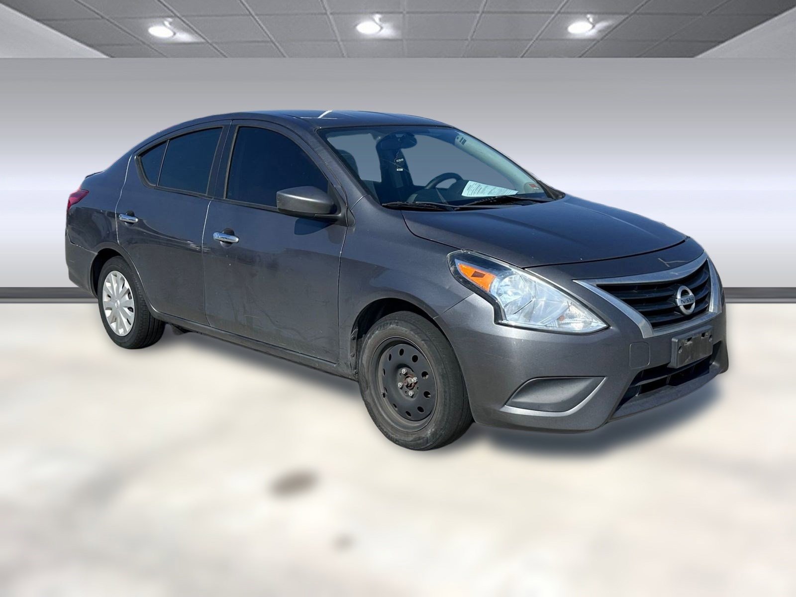 Used 2019 Nissan Versa SV image 7