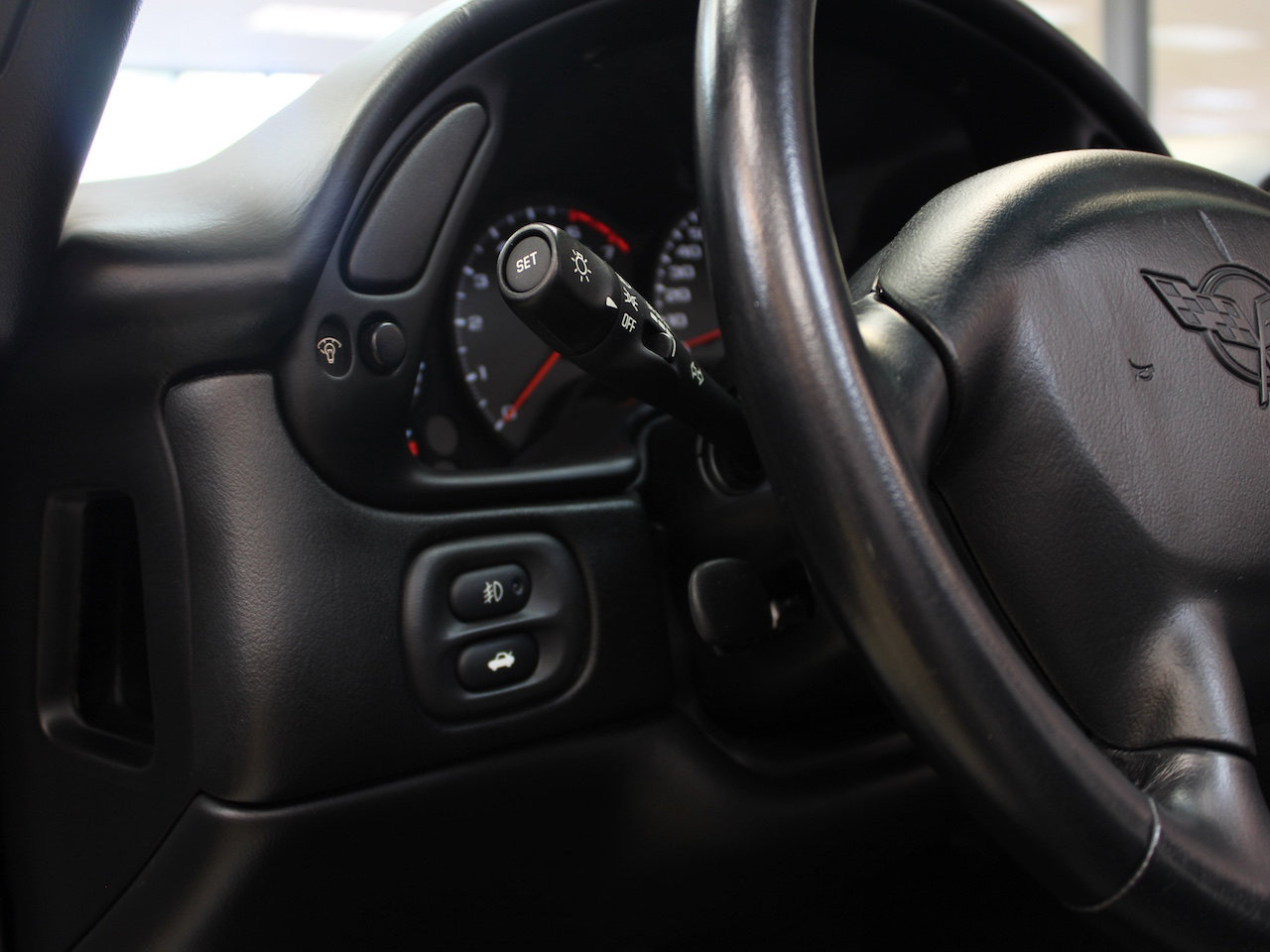 Used 2002 Chevrolet Corvette Convertible w/ Preferred Equipment Group1 image 28