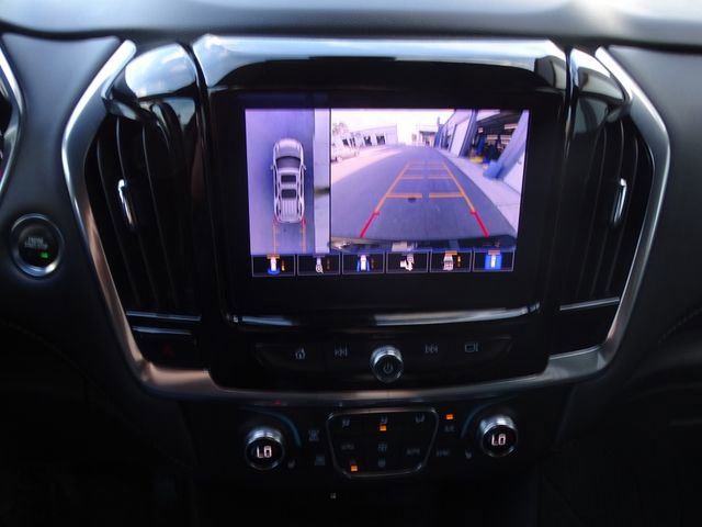 Used 2022 Chevrolet Traverse LT image 35