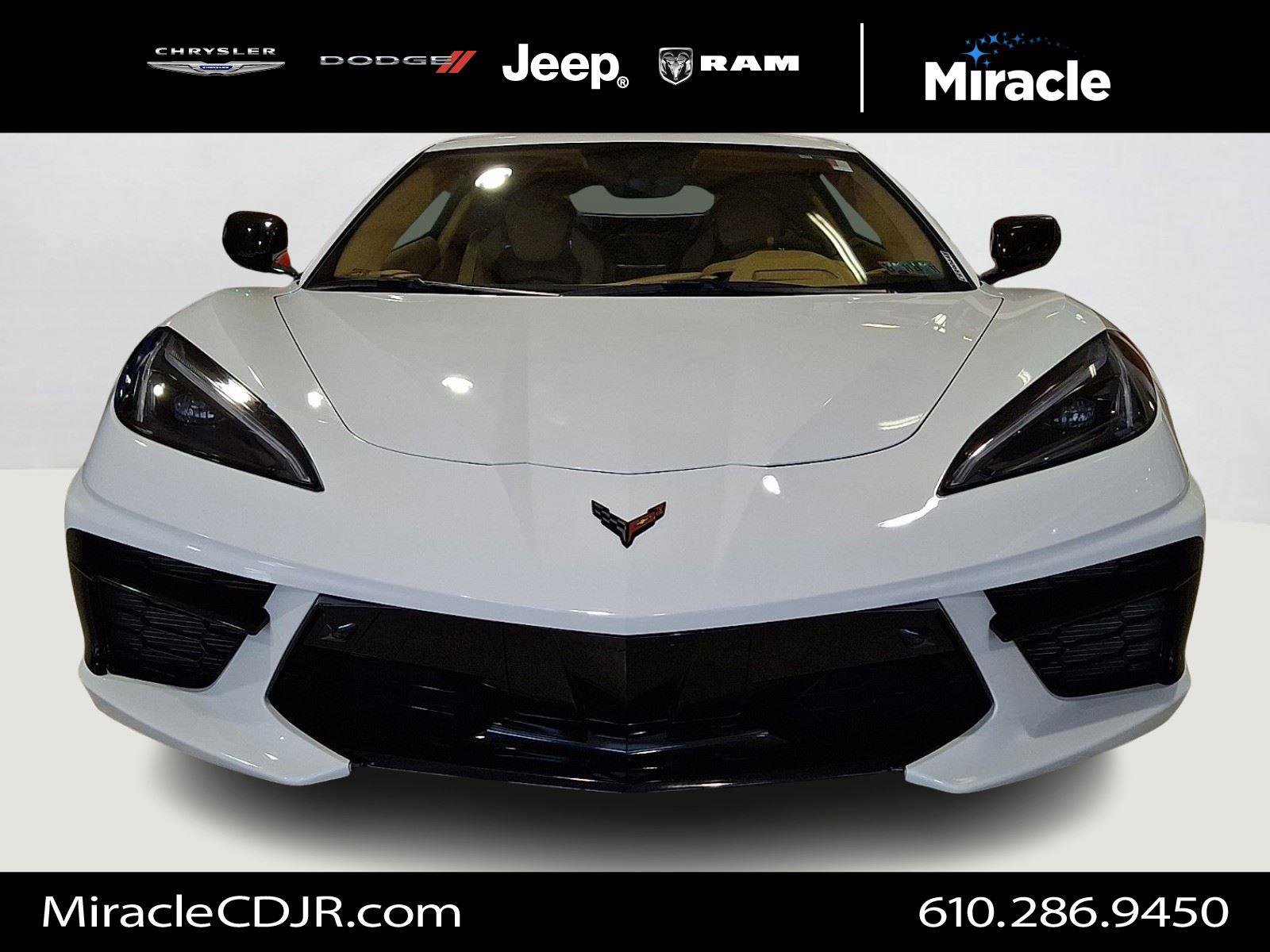 Used 2020 Chevrolet Corvette Stingray Premium Cpe w/ 3LT Preferred Equipment Group image 2
