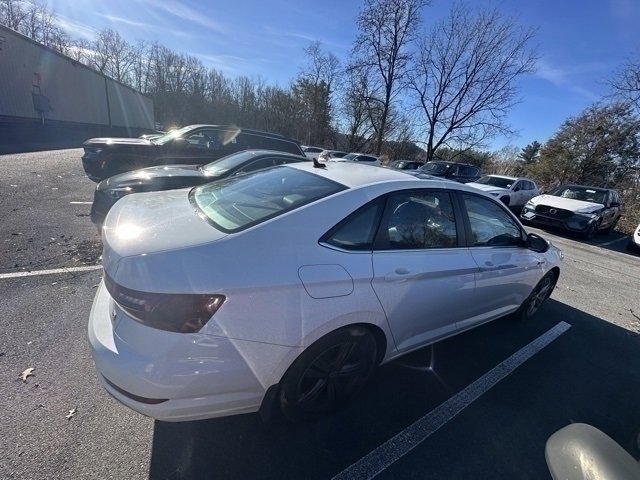 Used 2021 Volkswagen Jetta R-Line w/ R-Line Cold Weather Package image 13