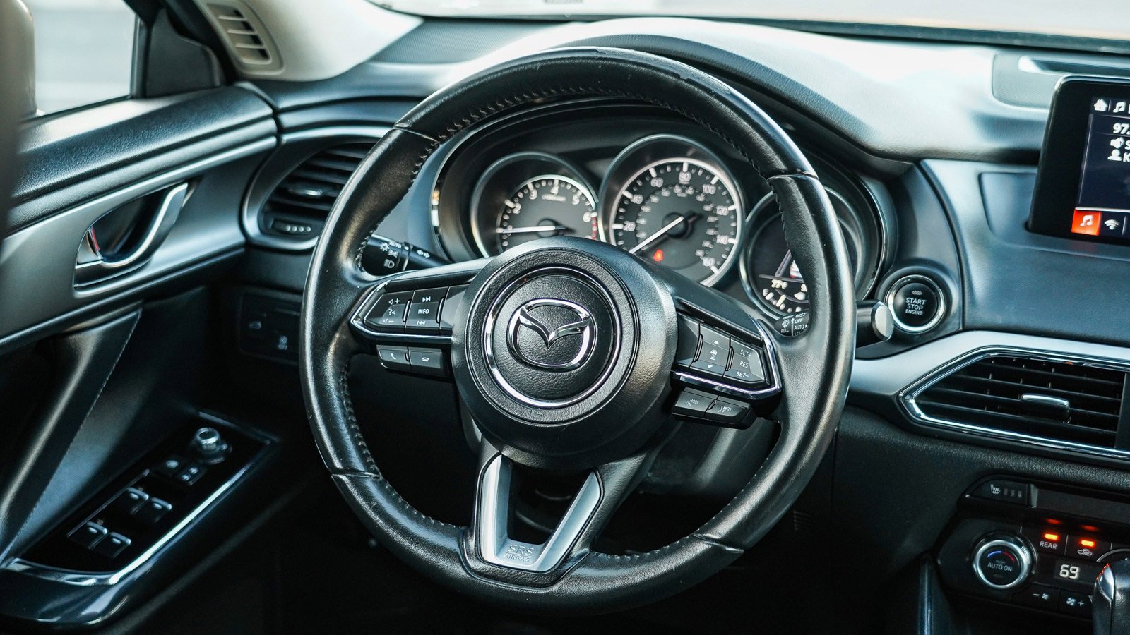 Used 2018 MAZDA CX-9 Touring image 15