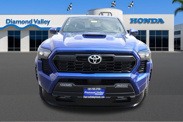 Used 2024 Toyota Tacoma TRD Sport RWD image 2