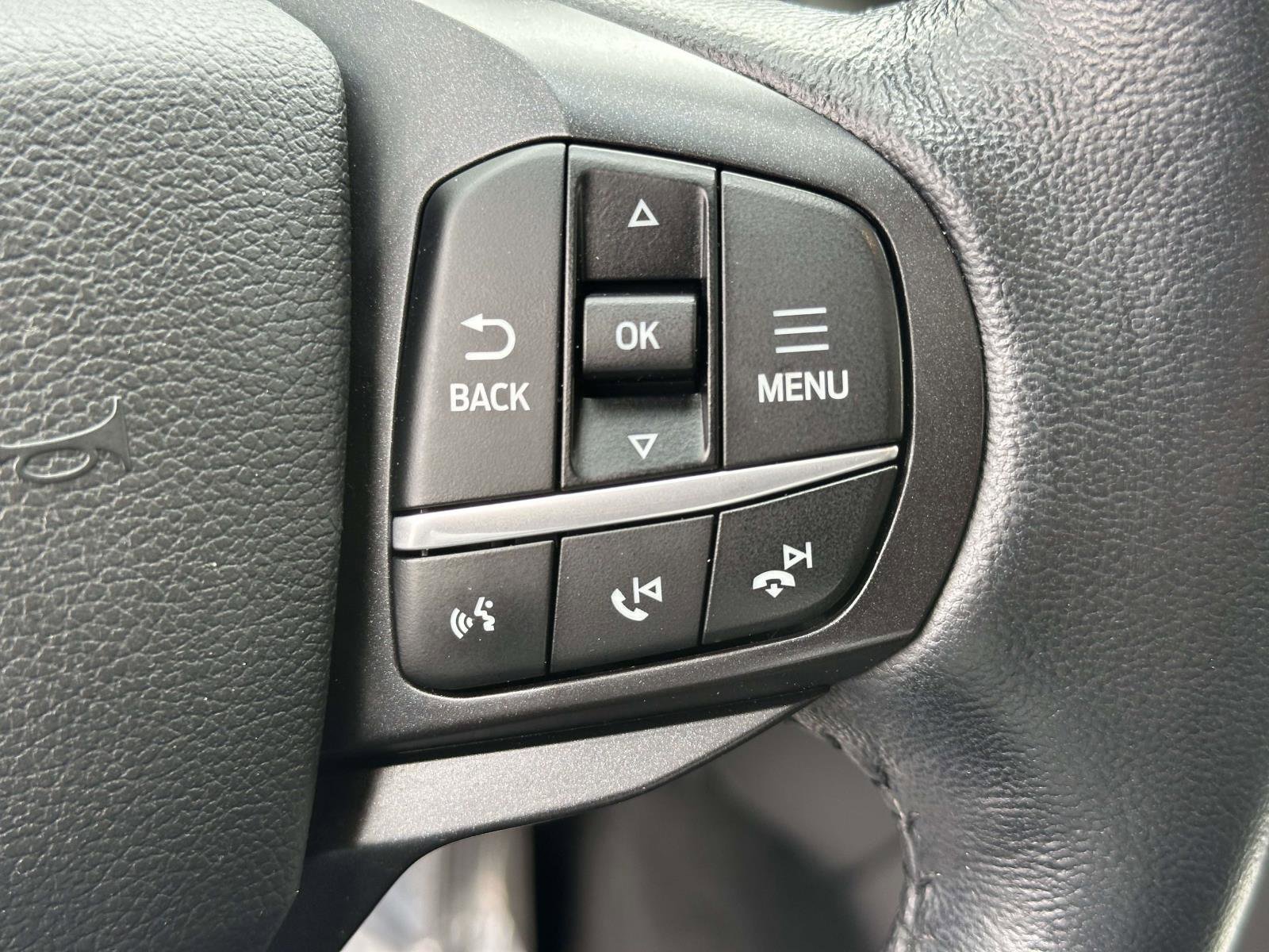 Used 2020 Ford Explorer XLT w/ Equipment Group 202A image 24