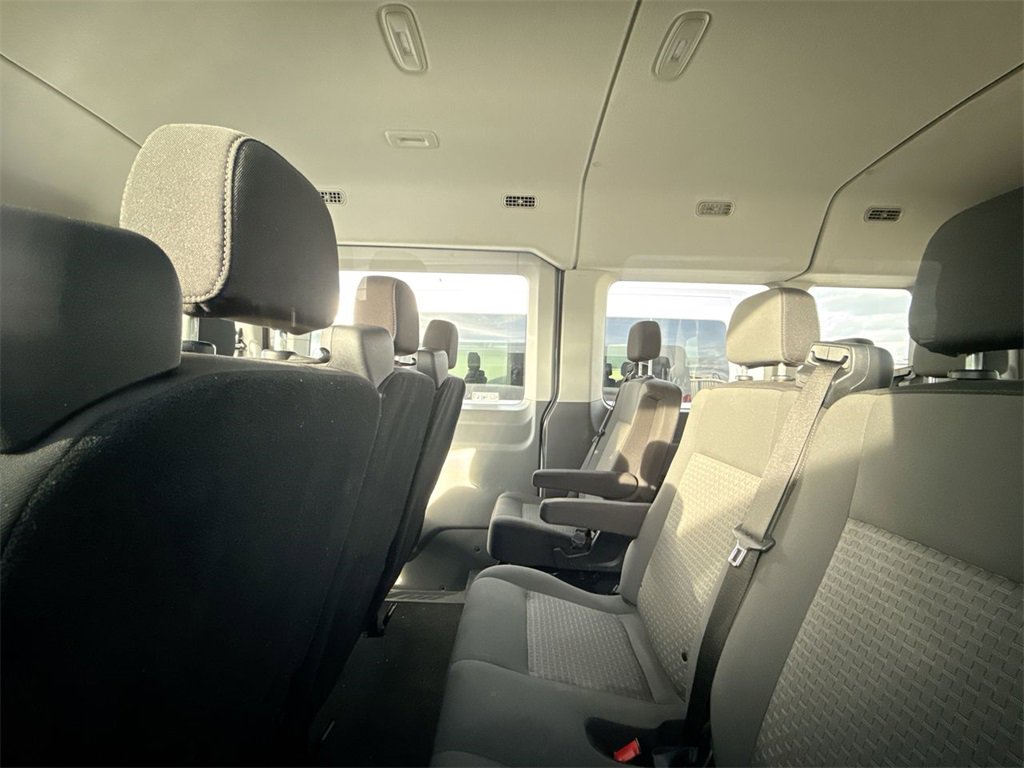 Used 2023 Ford Transit 350 XLT image 10