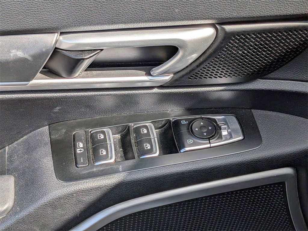 Certified 2022 Kia Telluride LX image 13